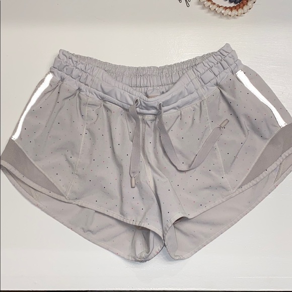 lululemon athletica Pants - Lululemon hotty hot shorts
